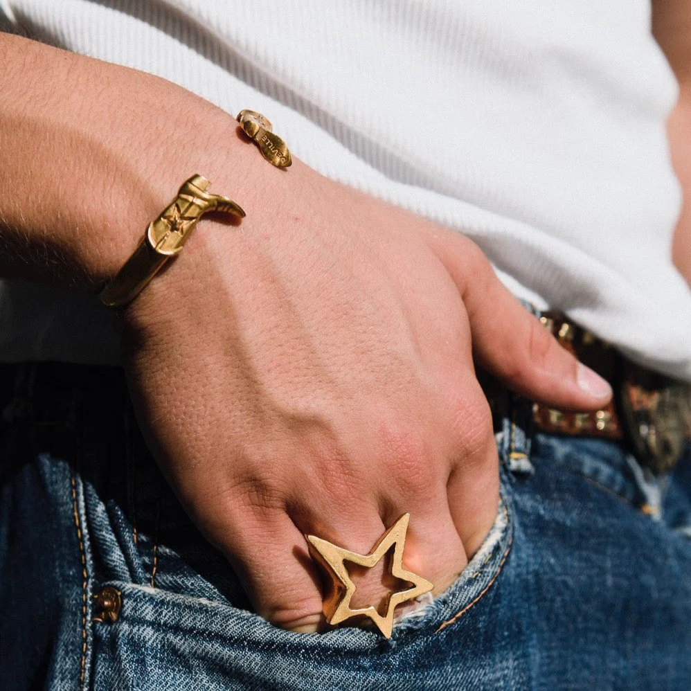 Never Trust a Cowboy - Image 3