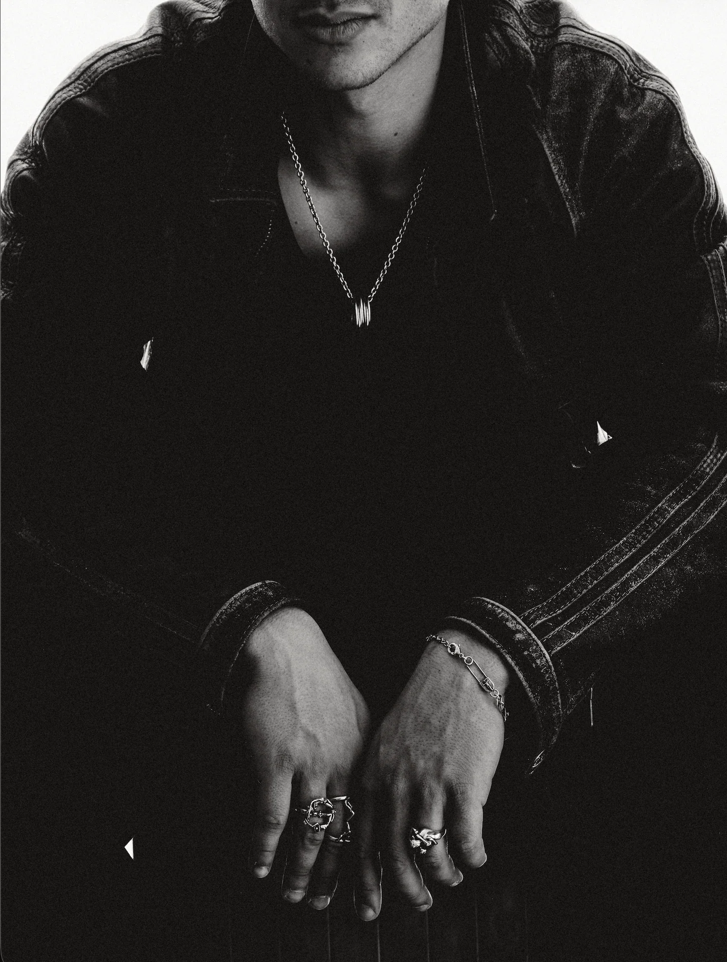 Deville Link Necklace - Image 3