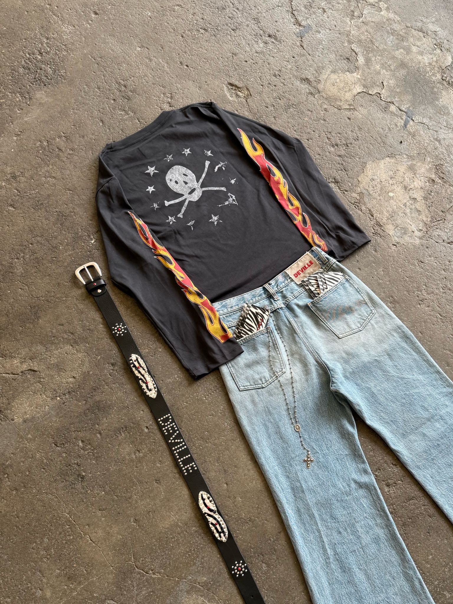 Skull Long Sleeve - Image 6